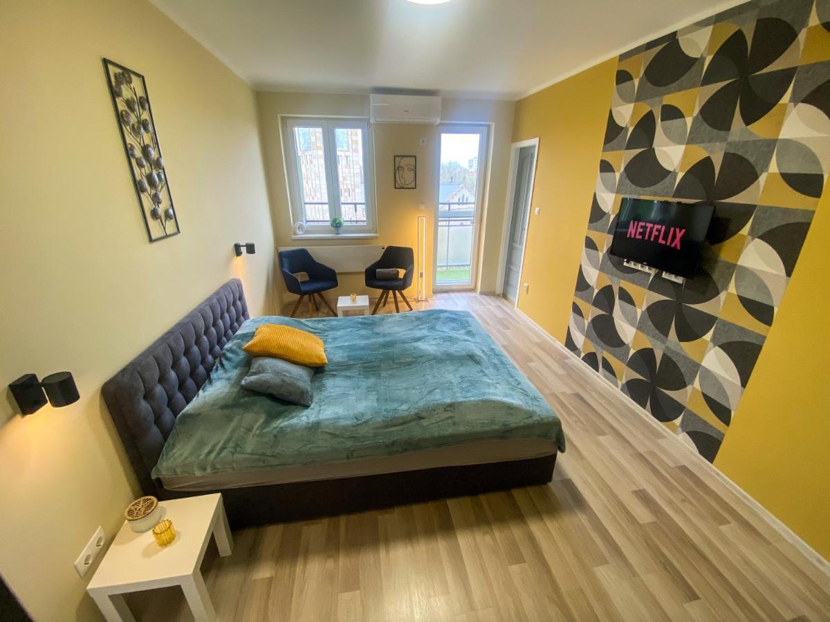 Fresh Smartly Designed Studio Flat & Sunny Balcony Budapest Extérieur photo
